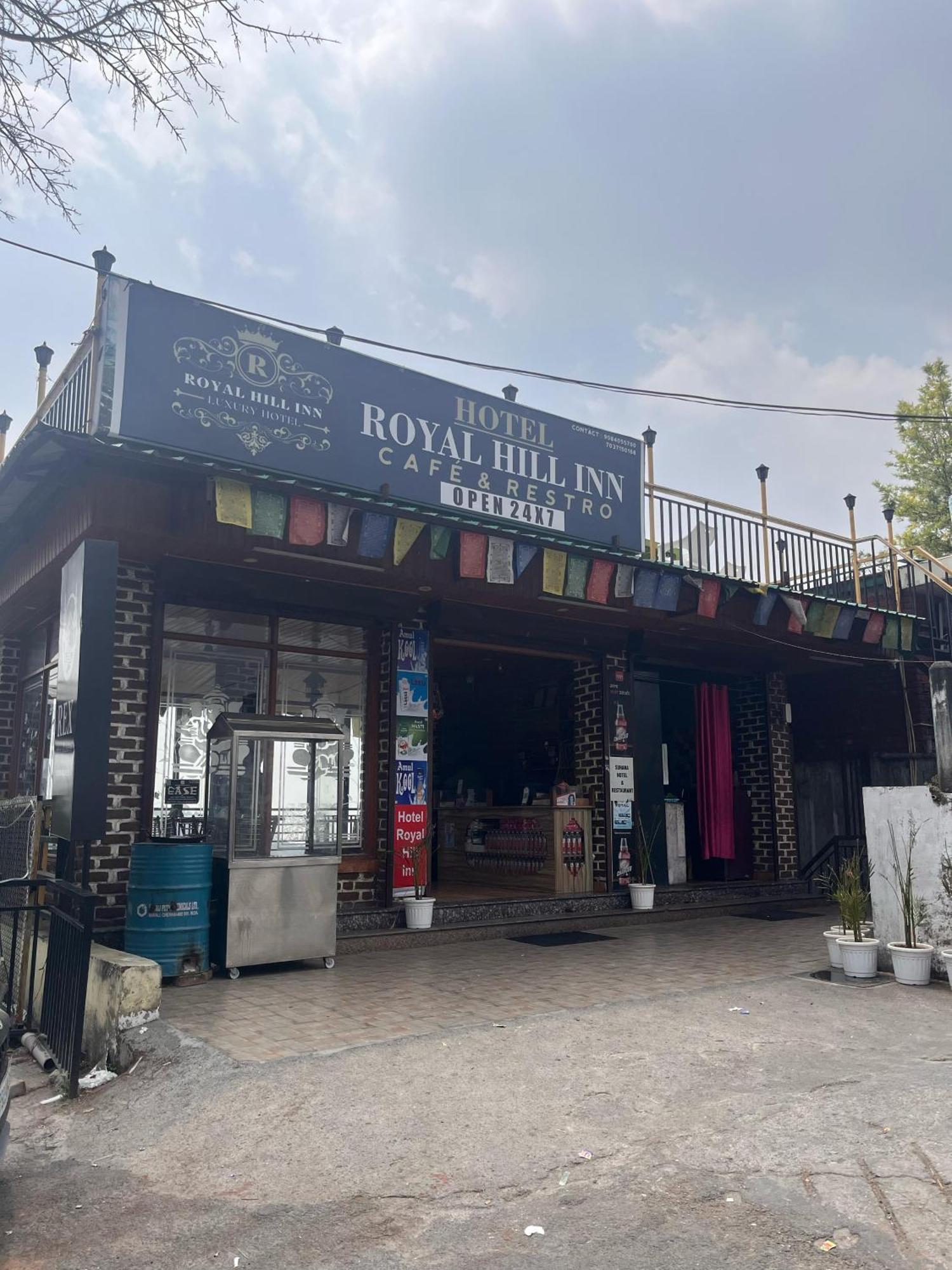 Royal Hill Inn ムスーリー エクステリア 写真